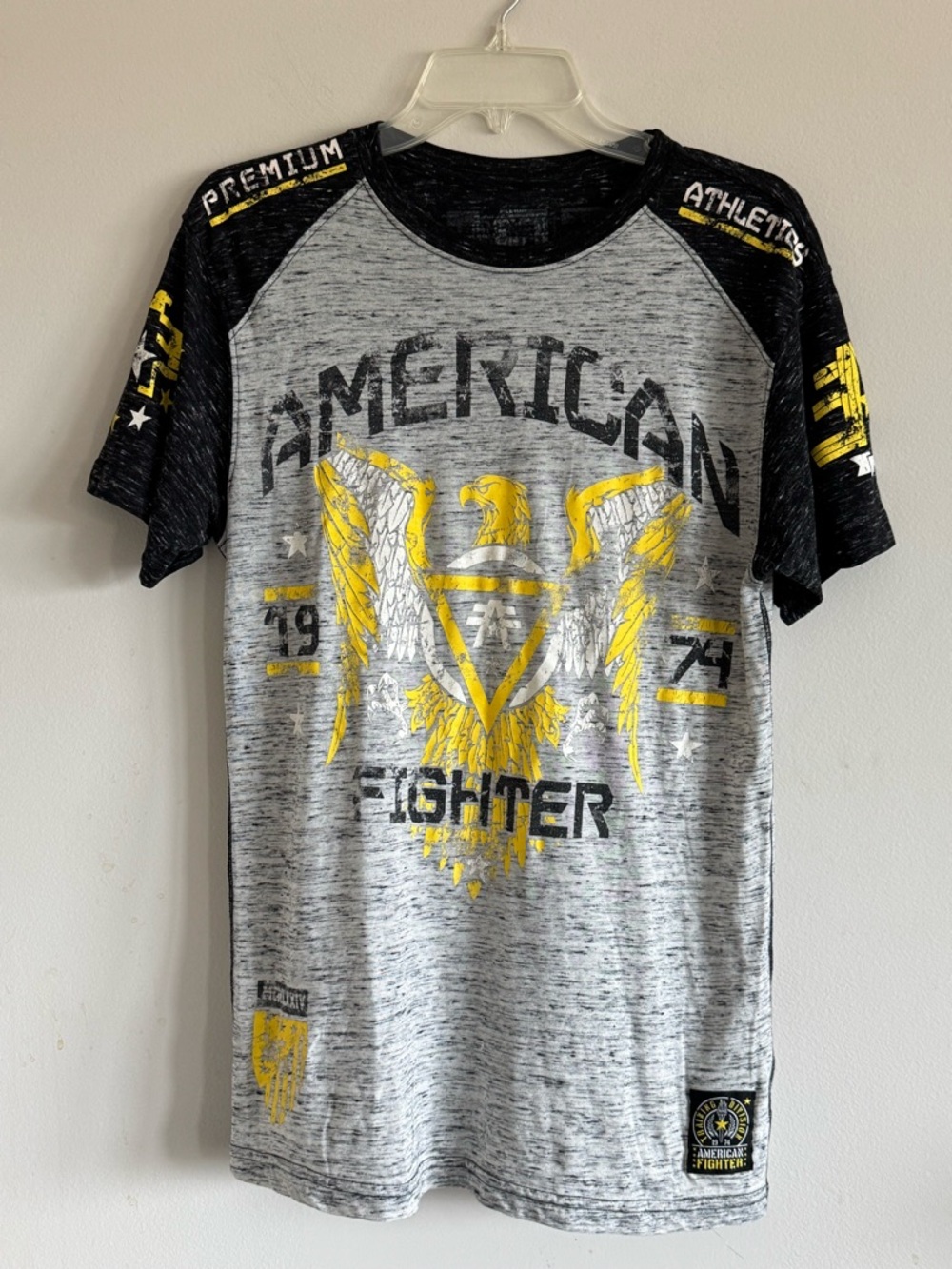 American Fighter Graphic Tee Black Gray Yellow Eagle Logo T-Shirt Size M #101
